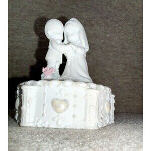 Precious Moments Figurine “I Give You My Forever True” Wedding Vintage 1996